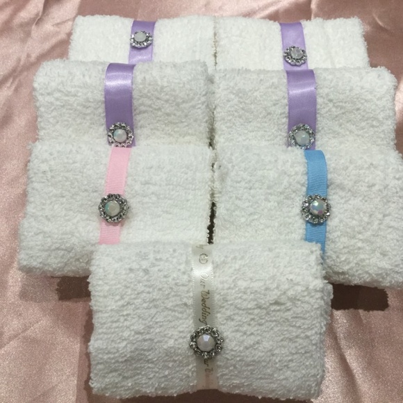 WEDDING DECORATIONS - Picture 6 of 8